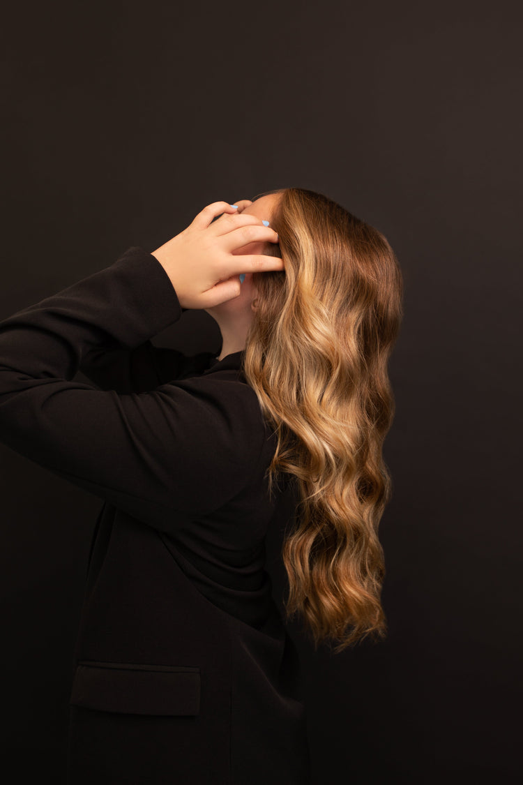 Cheveux Frisés